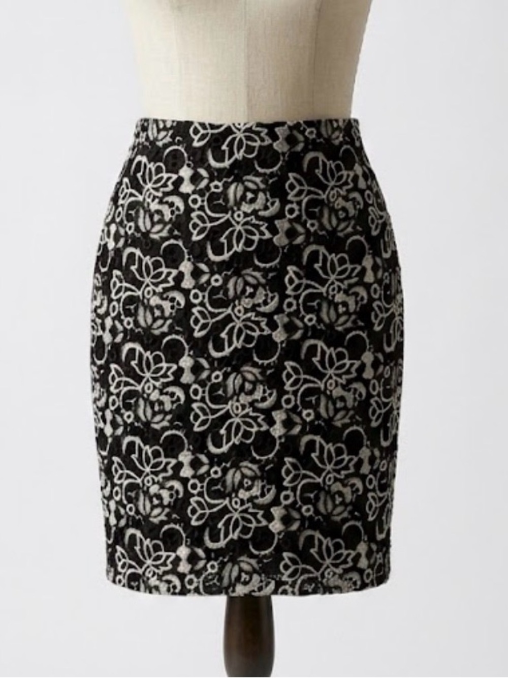 Talbots Floral Guipure Lace Crochet Pencil Skirt Petites 8P Preppy Feminine